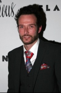 Scott Weiland Dead at 48